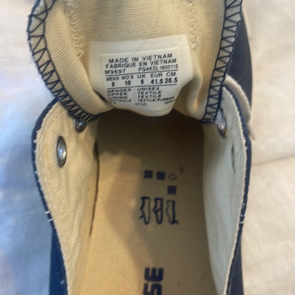 Converse sneakers - Picture 3 of 3